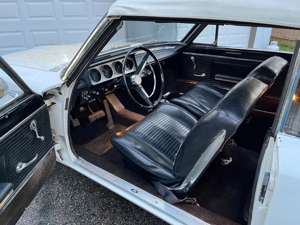 1963 Pontiac - Image 5 of 21
