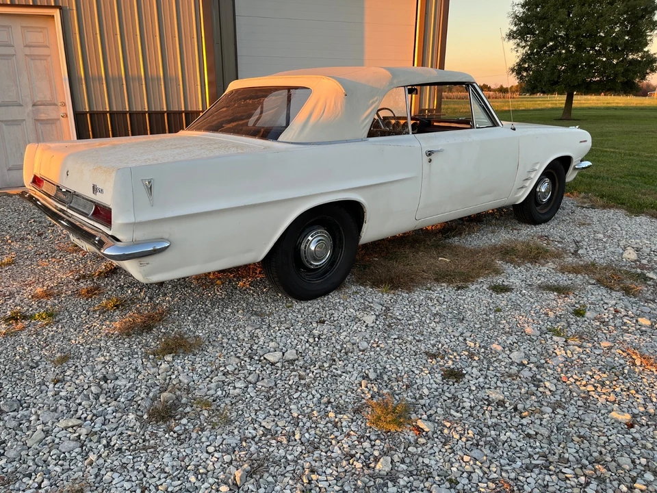 1963 Pontiac - Image 13 of 21