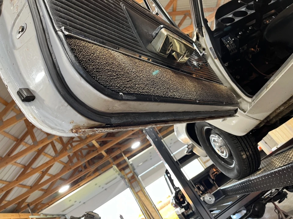 1963 Pontiac - Image 18 of 21