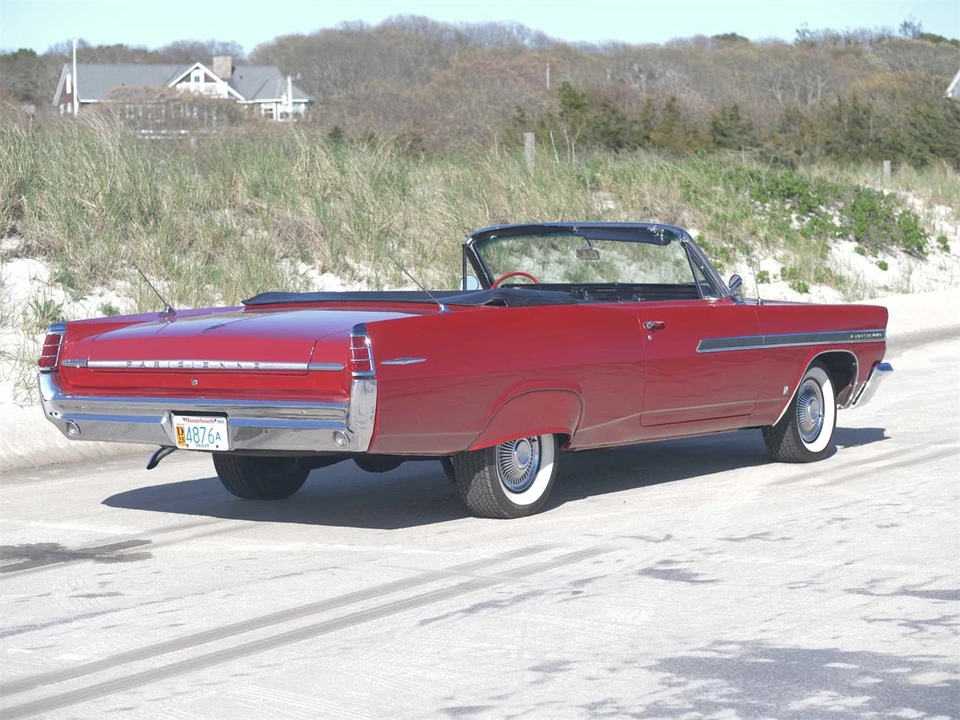 1963 Pontiac Parisienne - Image 10 of 31