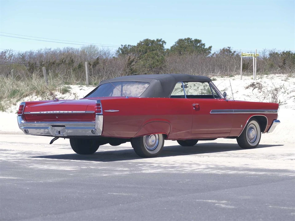 1963 Pontiac Parisienne - Image 20 of 31
