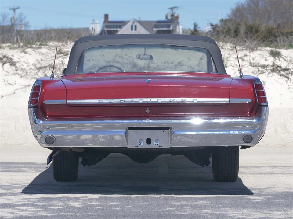 1963 Pontiac Parisienne - Image 22 of 31