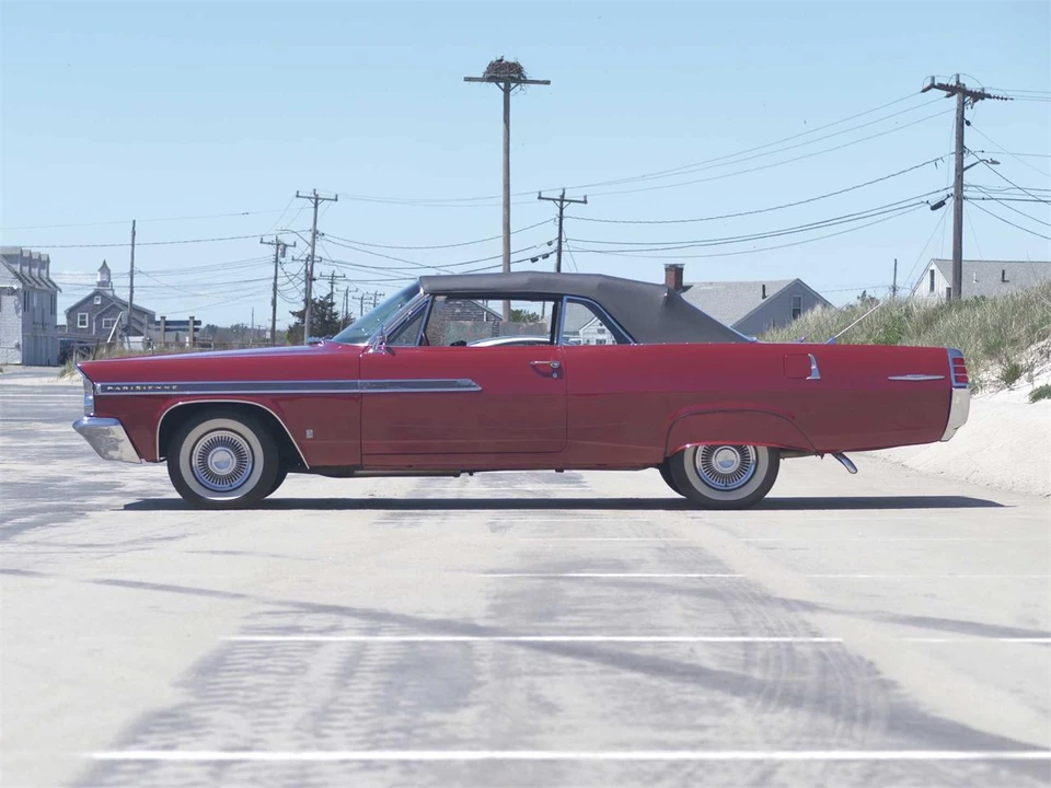 1963 Pontiac Parisienne - Image 26 of 31