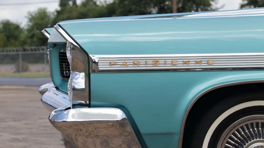 1963 Pontiac Parisienne - Image 18 of 21