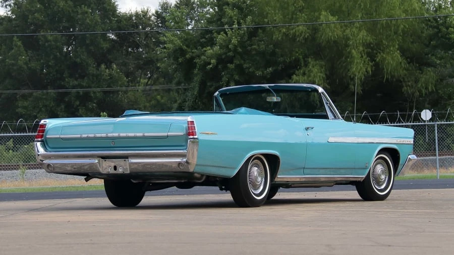 1963 Pontiac Parisienne - Image 21 of 21