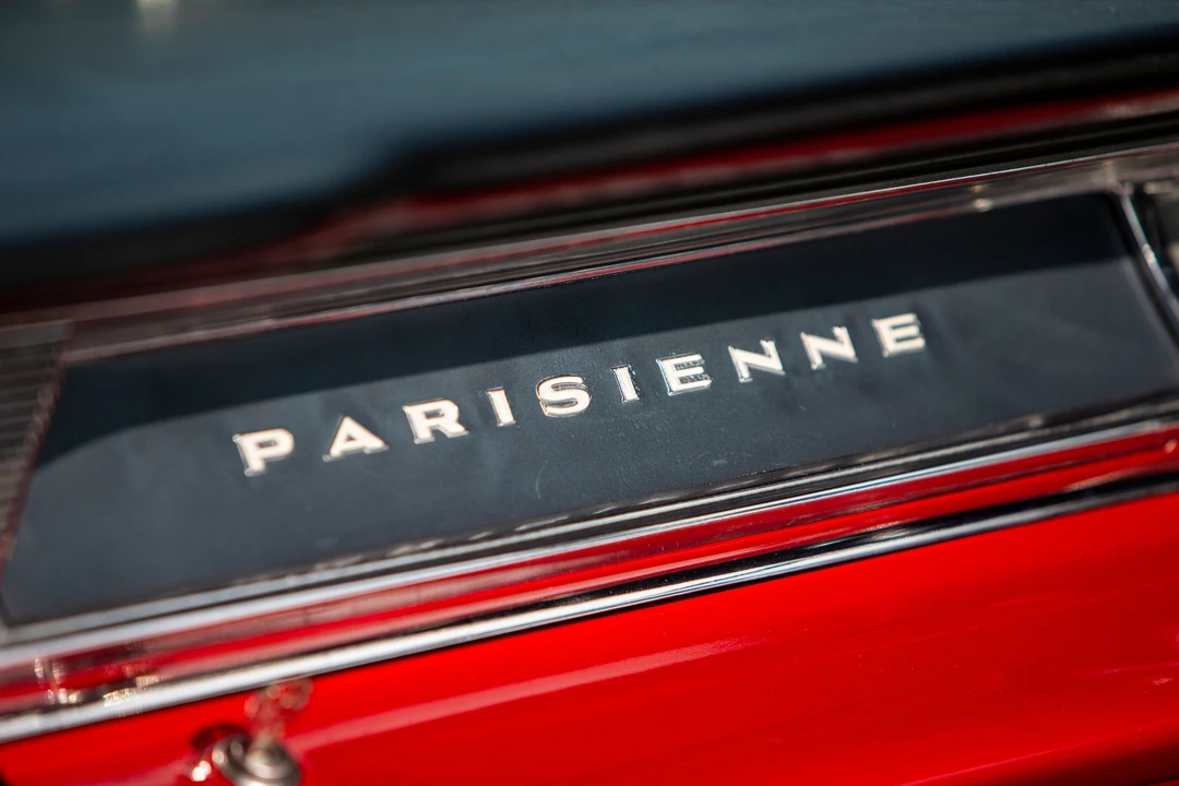 1963 Pontiac Parisienne - Image 6 of 31