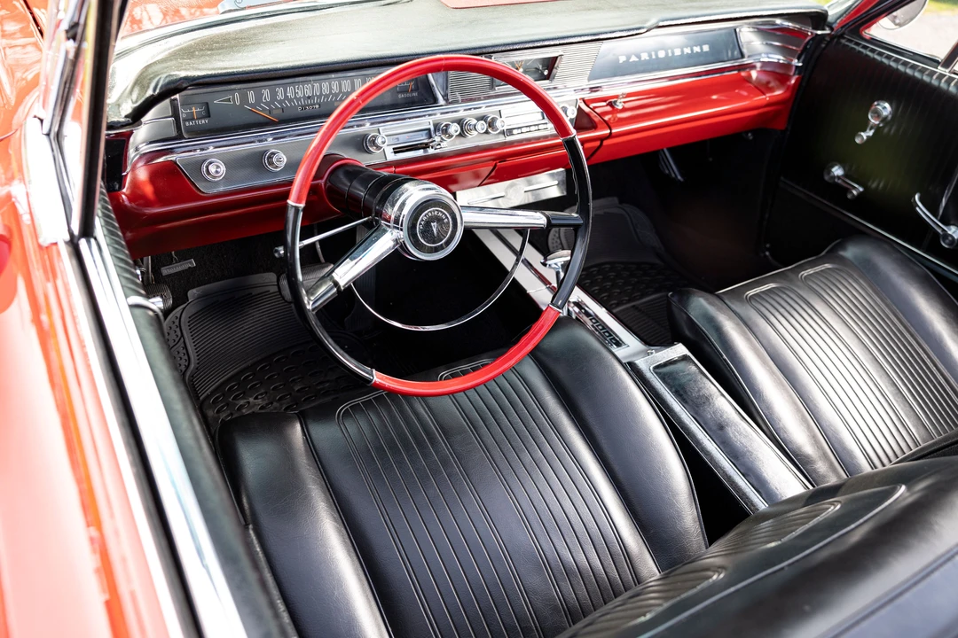 1963 Pontiac Parisienne - Image 24 of 31