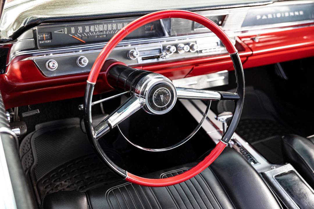 1963 Pontiac Parisienne - Image 22 of 31