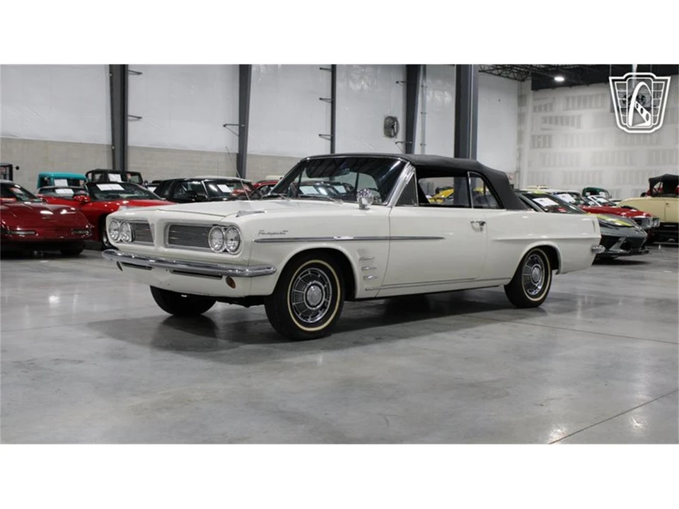 1963 Pontiac Tempest - Image 10 of 31