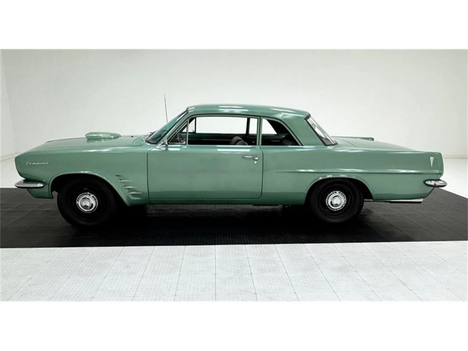 1963 Pontiac Tempest - Image 2 of 31