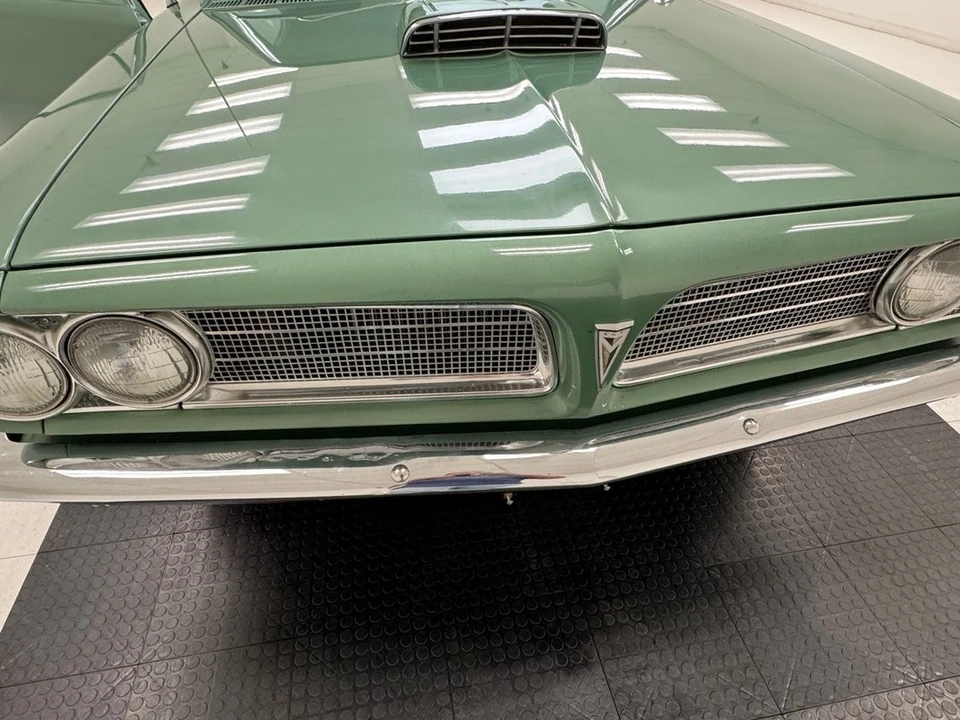 1963 Pontiac Tempest - Image 27 of 31