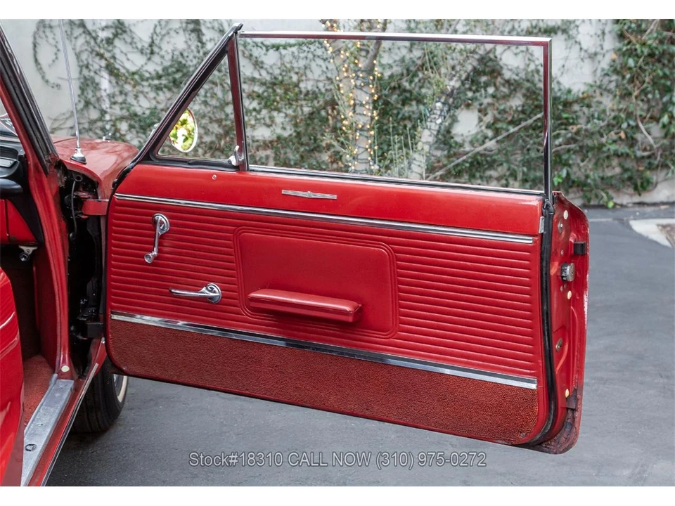 1963 Pontiac Tempest - Image 25 of 31
