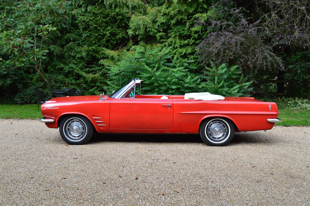 1963 Pontiac Tempest - Image 10 of 11