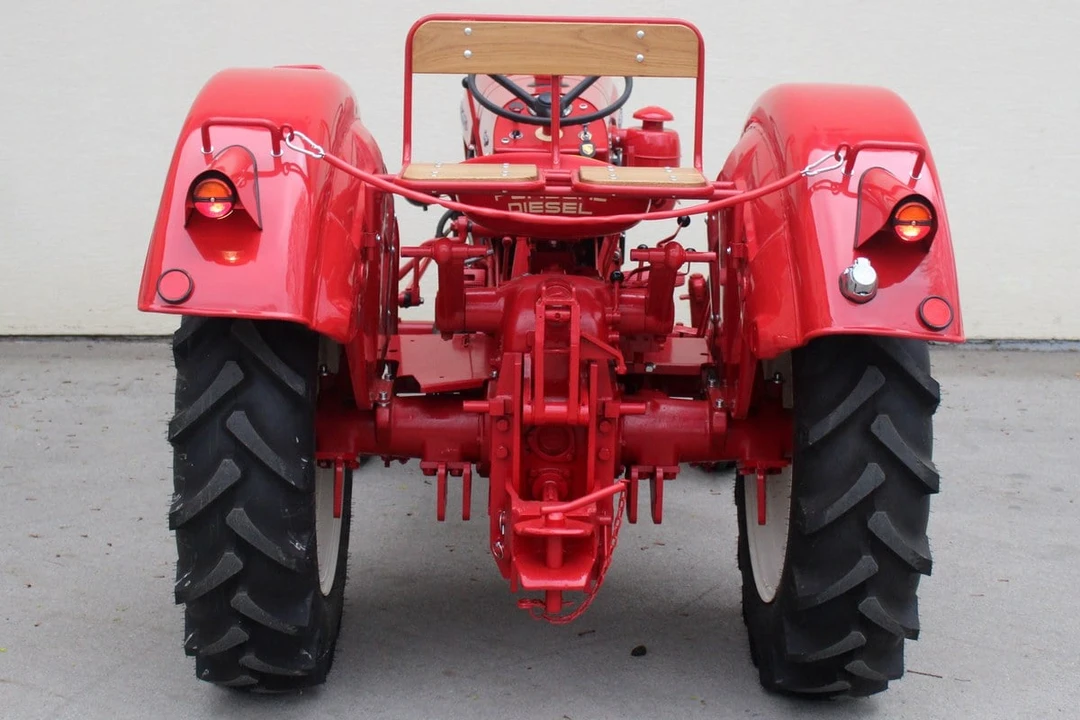 1963 Porsche Tractors - Image 4 of 31