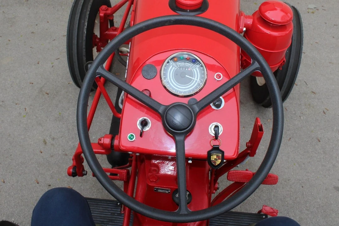 1963 Porsche Tractors - Image 22 of 31