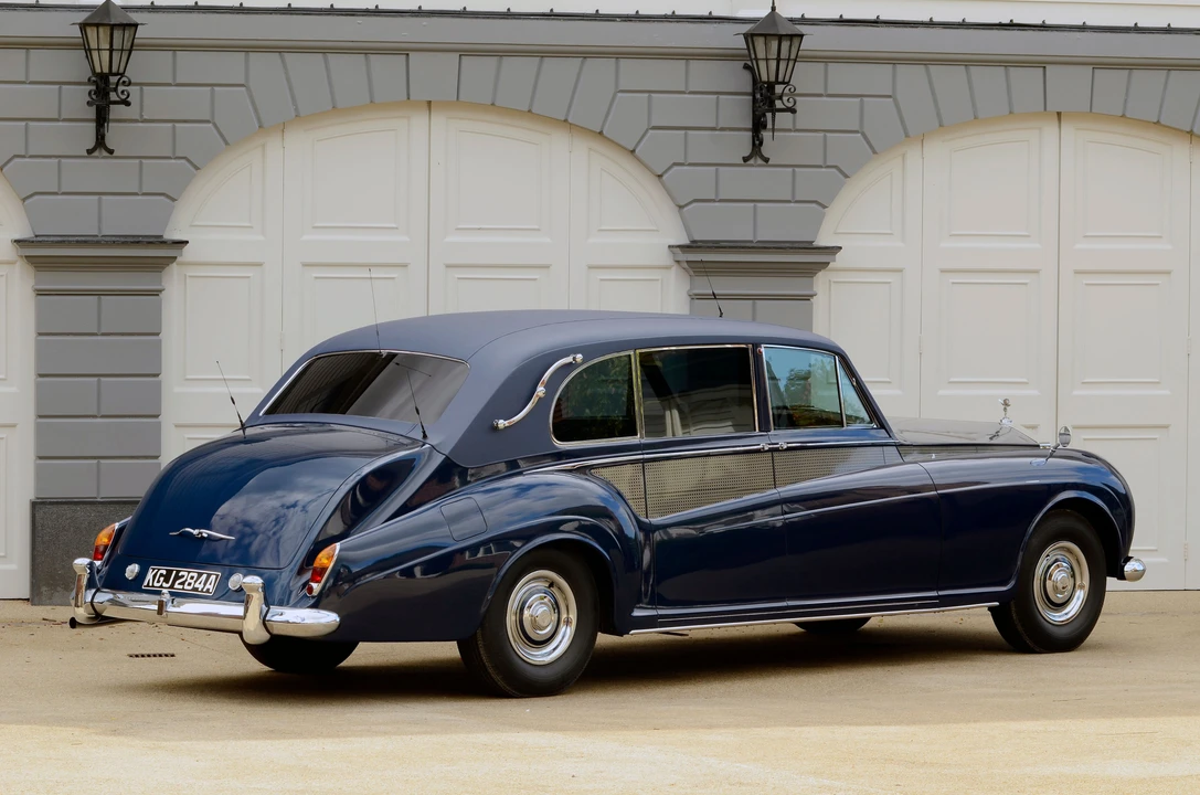 1963 Rolls-Royce Phantom V - Image 8 of 10