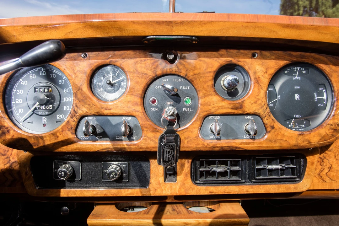 1963 Rolls-Royce Silver Cloud III - Image 16 of 31