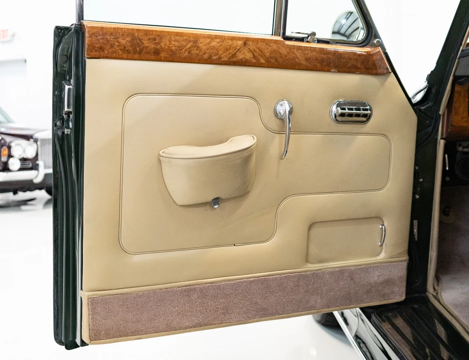 1963 Rolls-Royce Silver Cloud III - Image 14 of 21