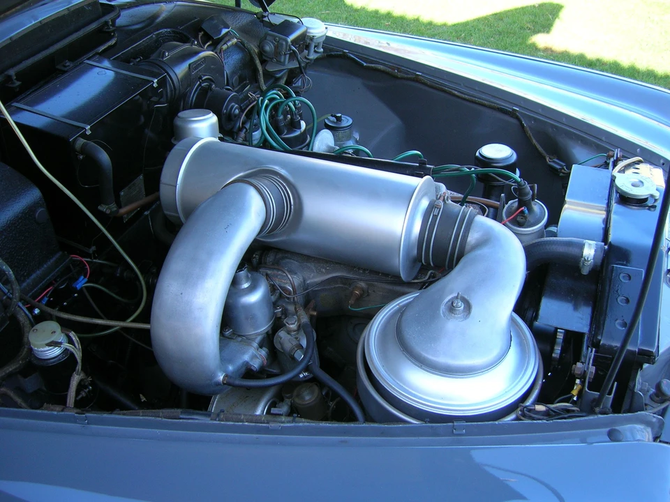 1963 Rover - Image 2 of 4
