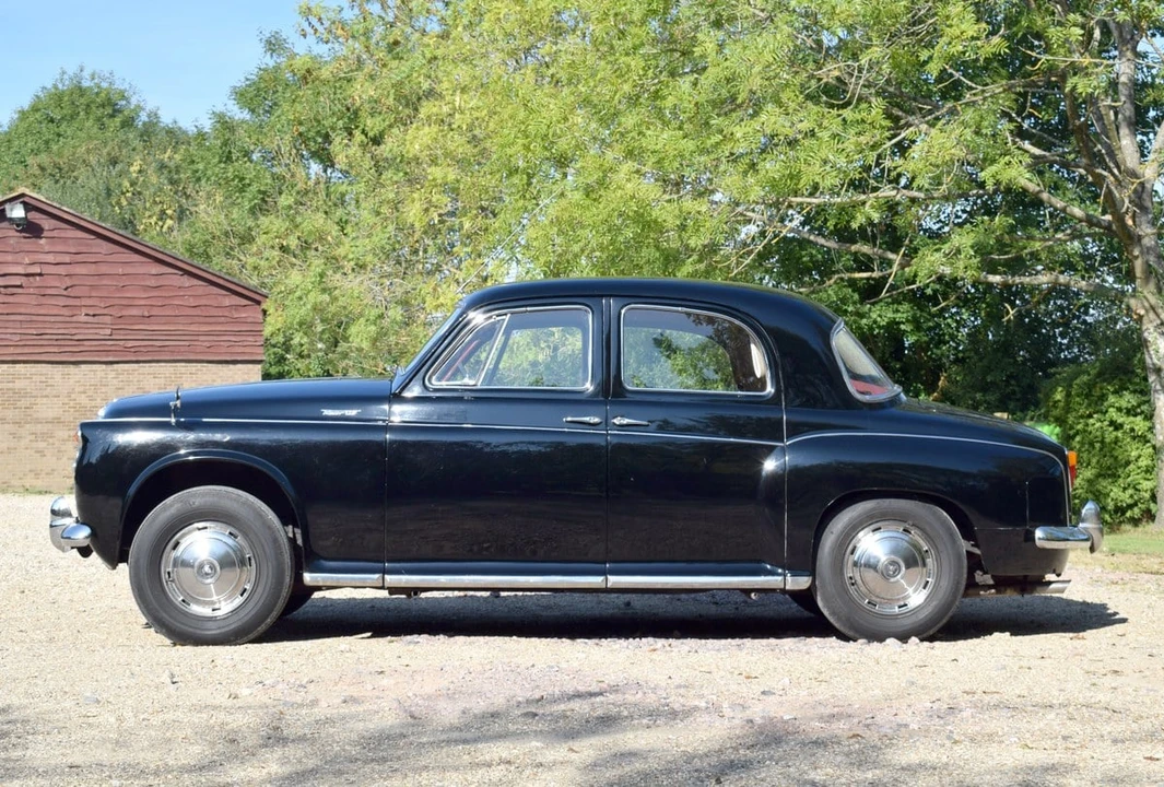 1963 Rover - Image 9 of 30