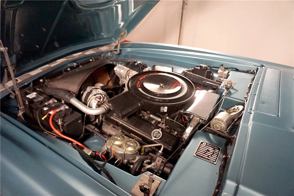 1963 Studebaker Avanti - Image 3 of 5