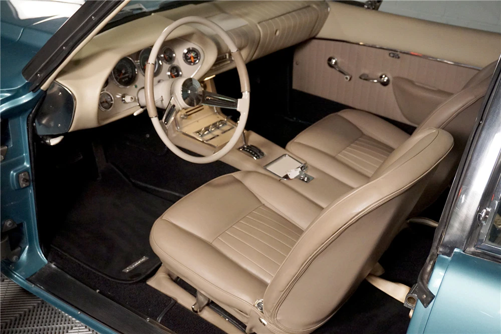 1963 Studebaker Avanti - Image 4 of 5
