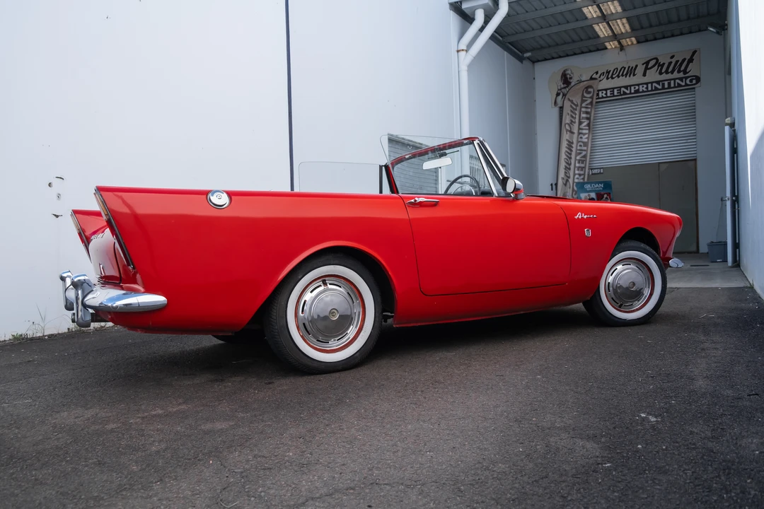 1963 Sunbeam Alpine - Image 8 of 31