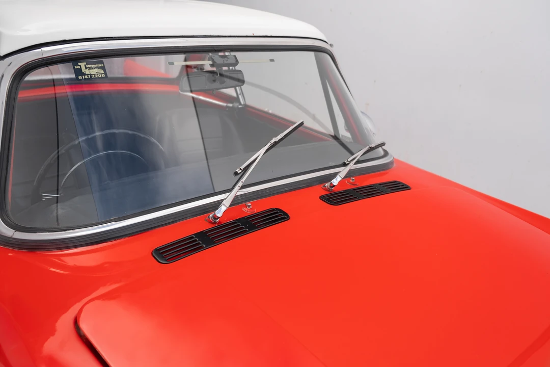 1963 Sunbeam Alpine - Image 18 of 31
