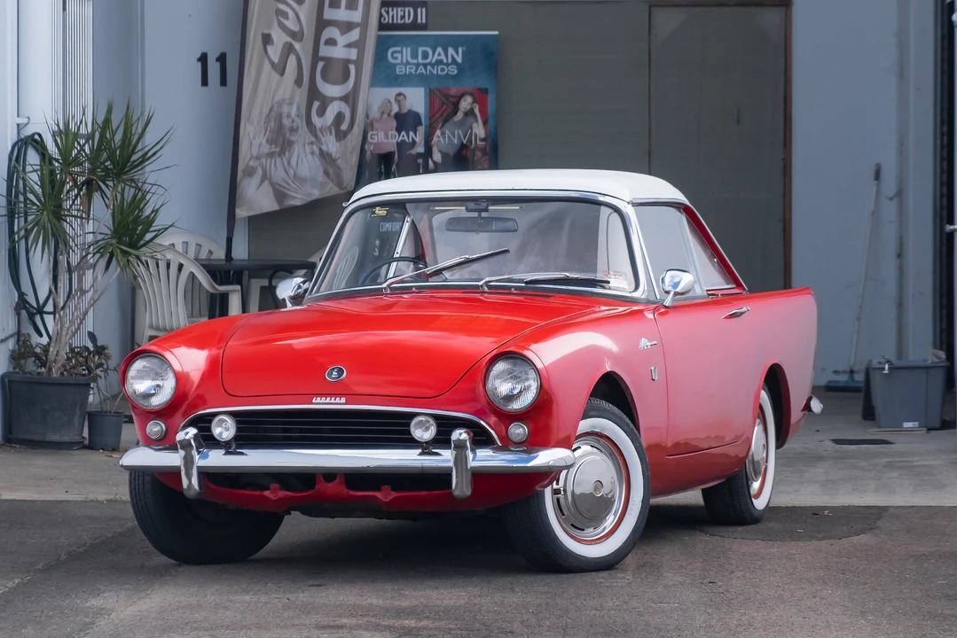 1963 Sunbeam Alpine - Image 13 of 31