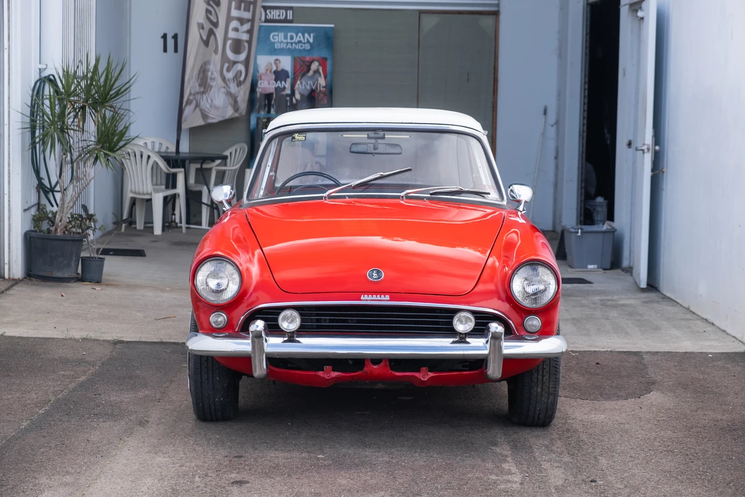 1963 Sunbeam Alpine - Image 3 of 31
