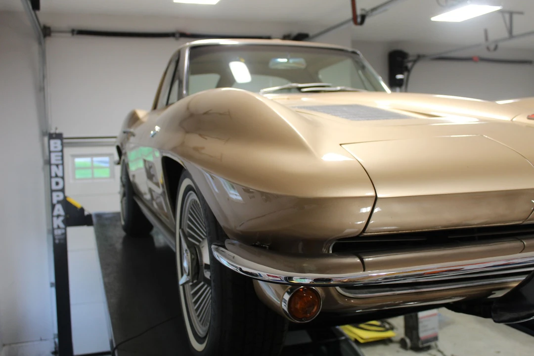 1963 Chevrolet Corvette C2 - Image 15 of 16