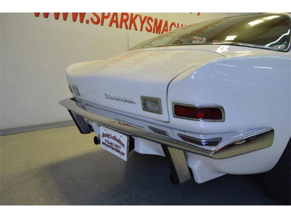 1963 Studebaker Avanti - Image 13 of 31