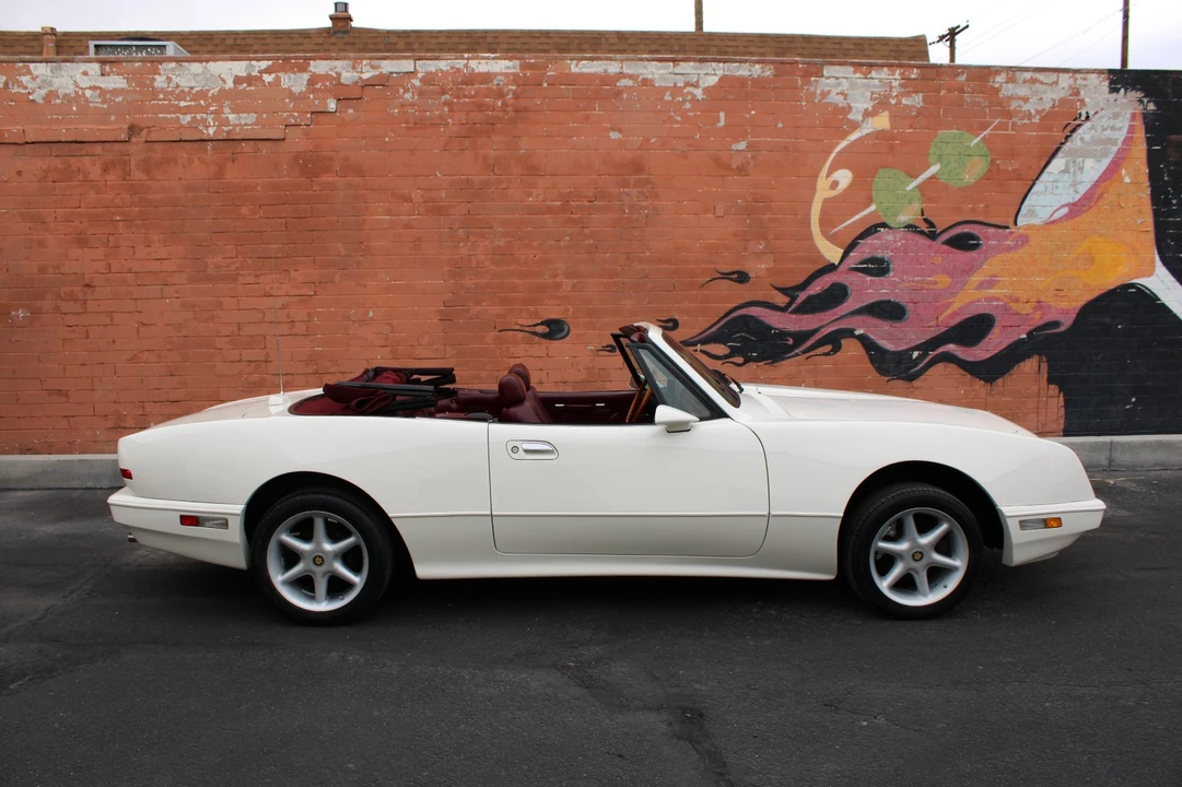 1963 Studebaker Avanti - Image 27 of 31