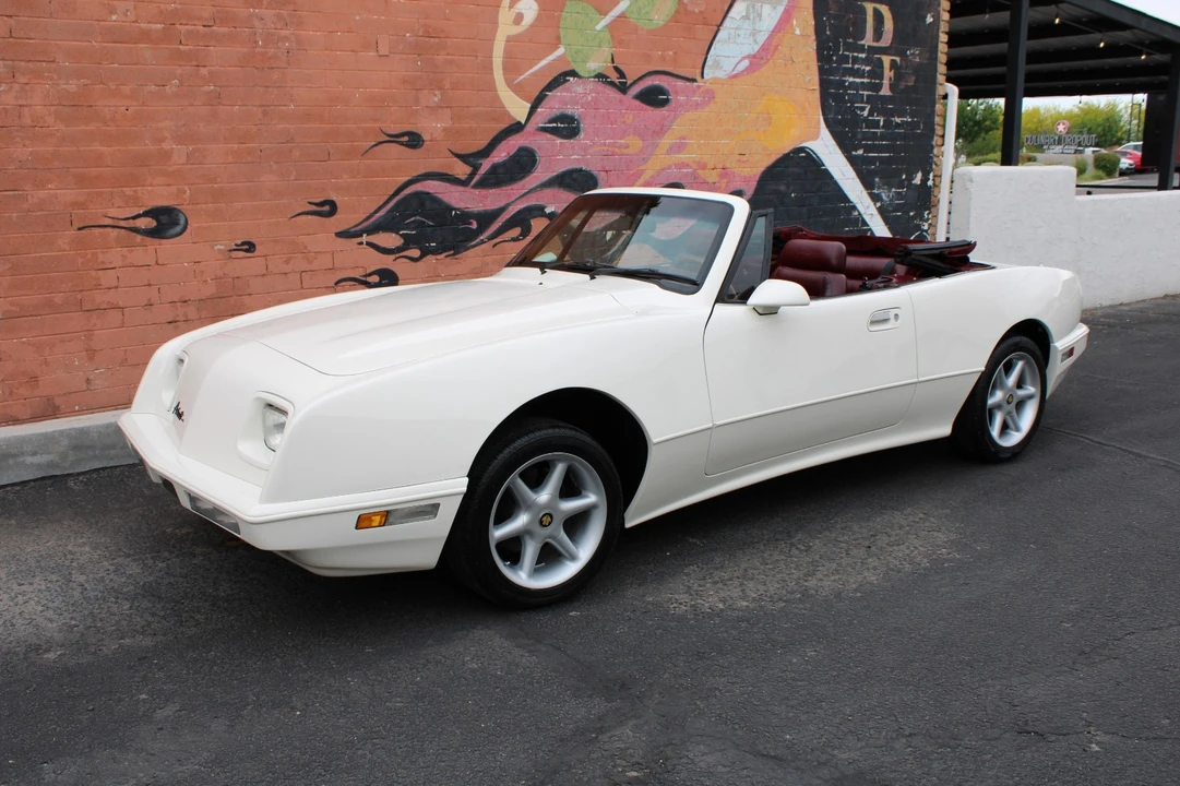 1963 Studebaker Avanti - Image 22 of 31