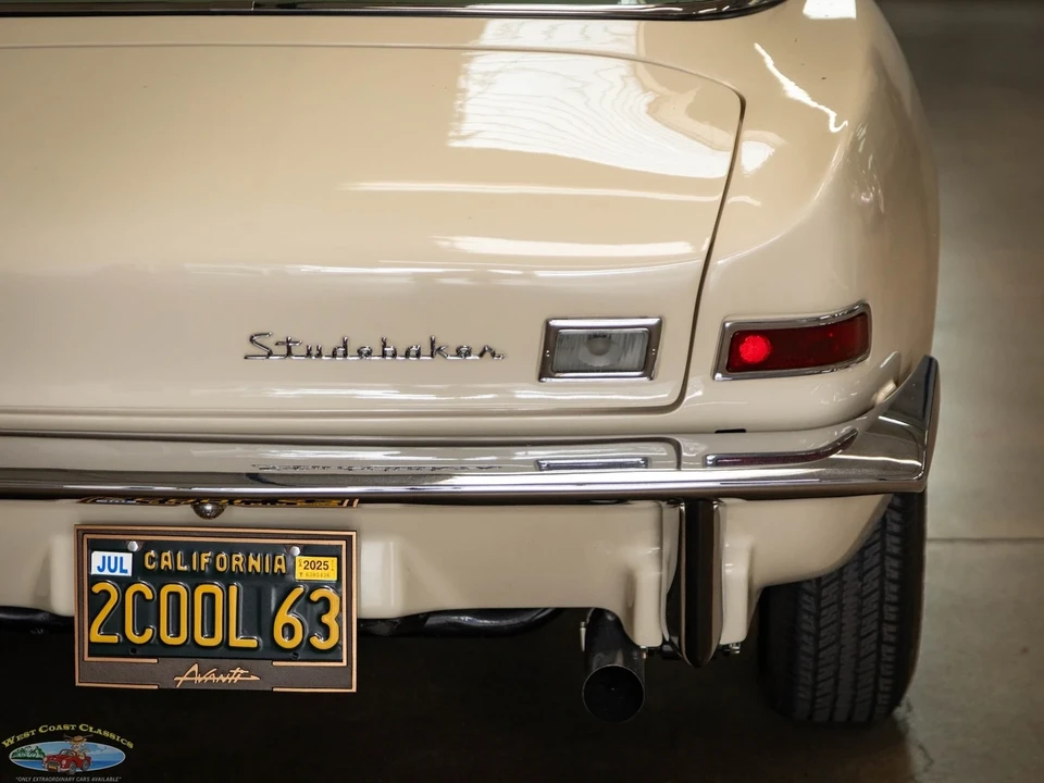 1963 Studebaker Avanti - Image 21 of 21