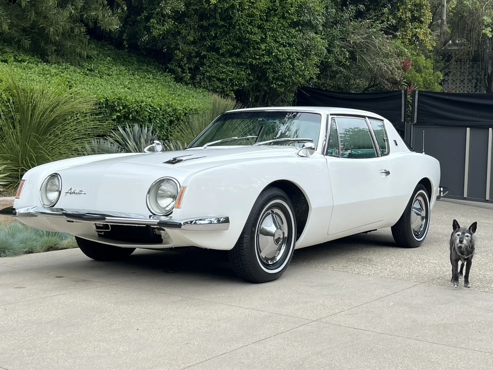 1963 Studebaker Avanti - Image 3 of 31