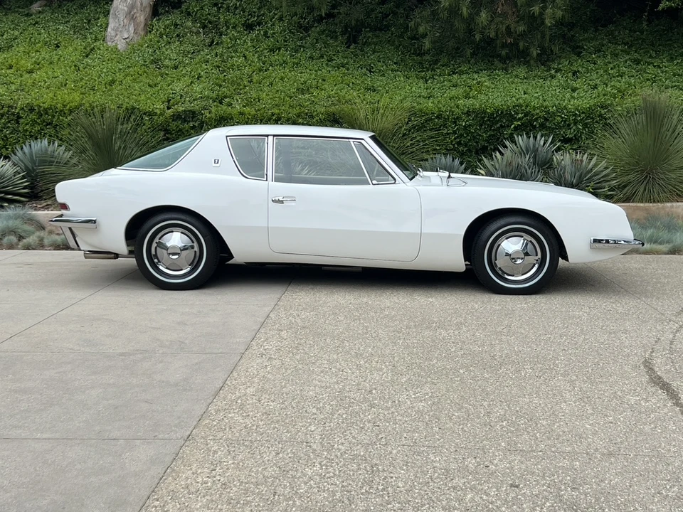 1963 Studebaker Avanti - Image 17 of 31