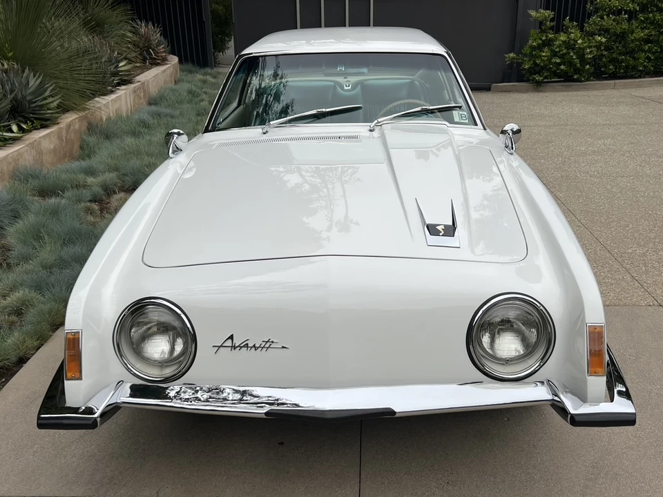 1963 Studebaker Avanti - Image 8 of 31