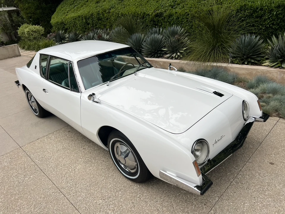 1963 Studebaker Avanti - Image 15 of 31