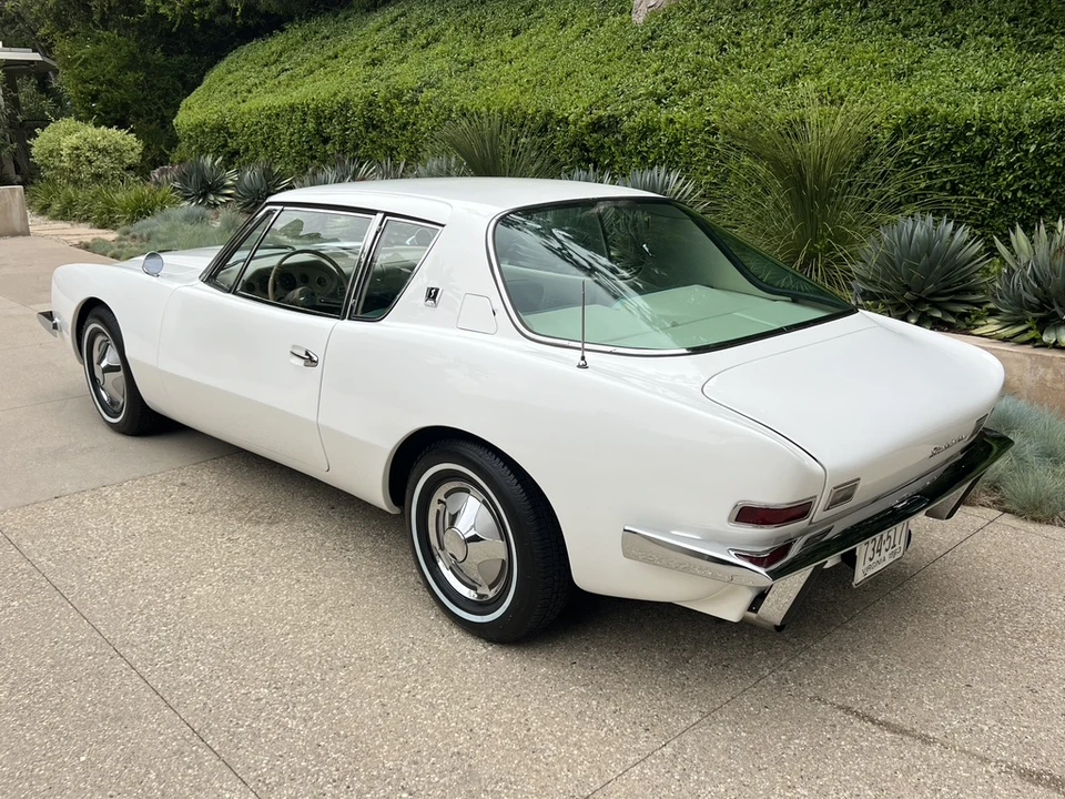 1963 Studebaker Avanti - Image 28 of 31