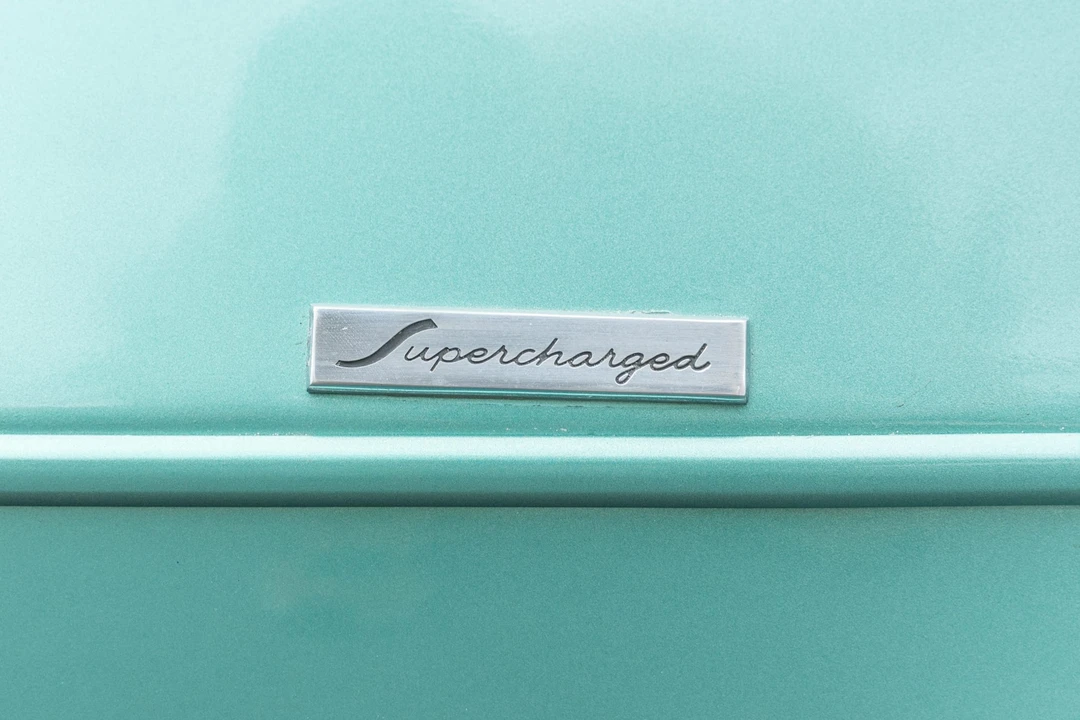 1963 Studebaker Avanti - Image 17 of 31