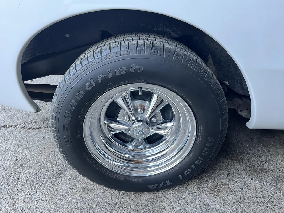 1963 Studebaker Avanti - Image 14 of 31