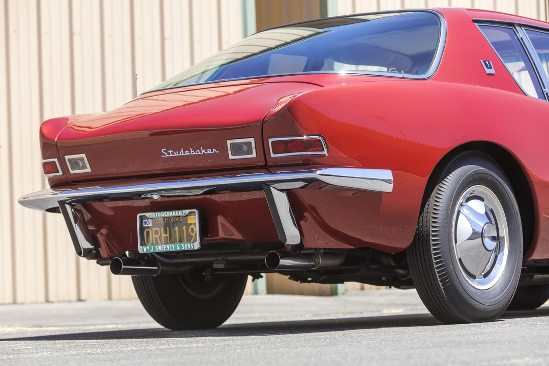 1963 Studebaker Avanti - Image 21 of 31