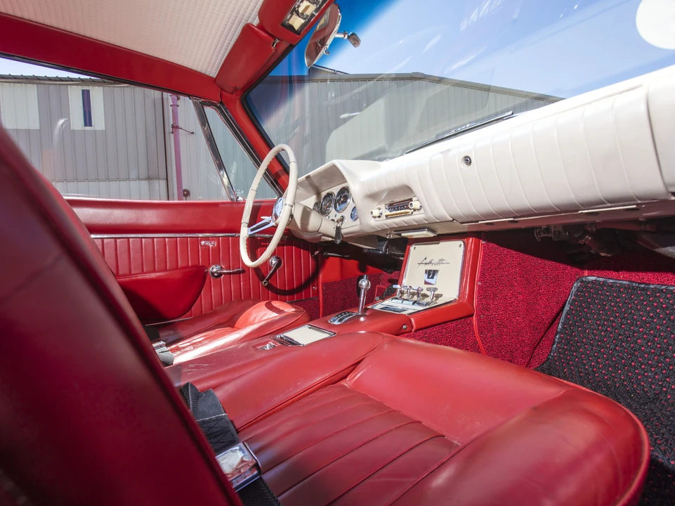 1963 Studebaker Avanti - Image 13 of 31