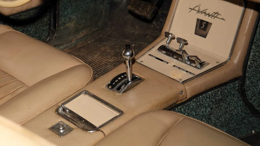1963 Studebaker Avanti - Image 14 of 16
