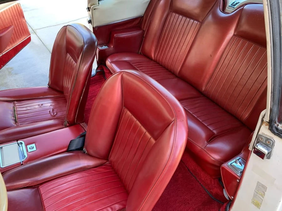 1963 Studebaker Avanti - Image 5 of 8