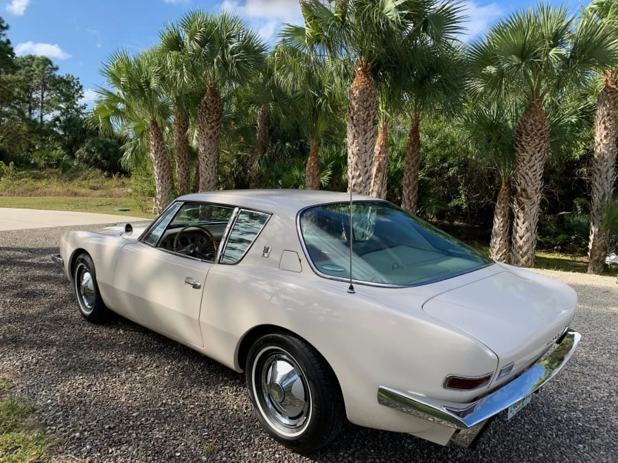 1963 Studebaker Avanti - Image 2 of 8