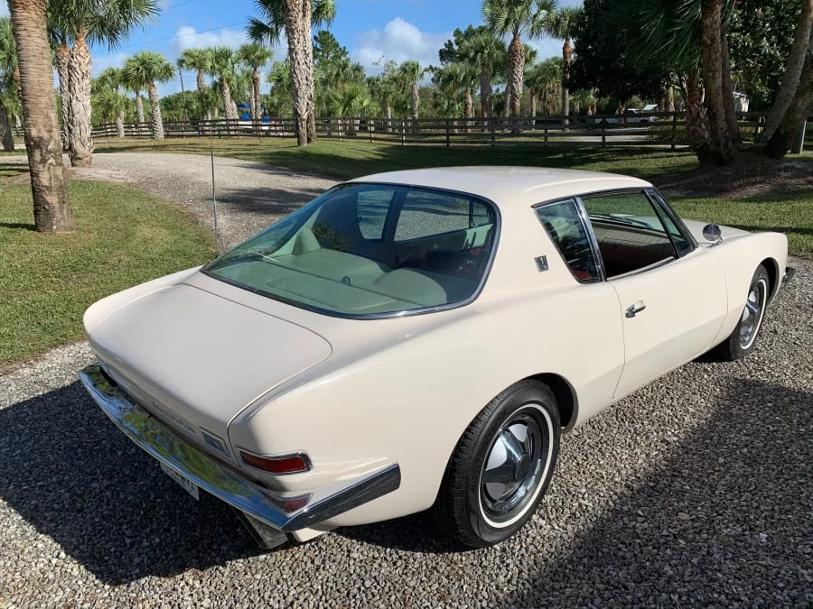 1963 Studebaker Avanti - Image 8 of 8