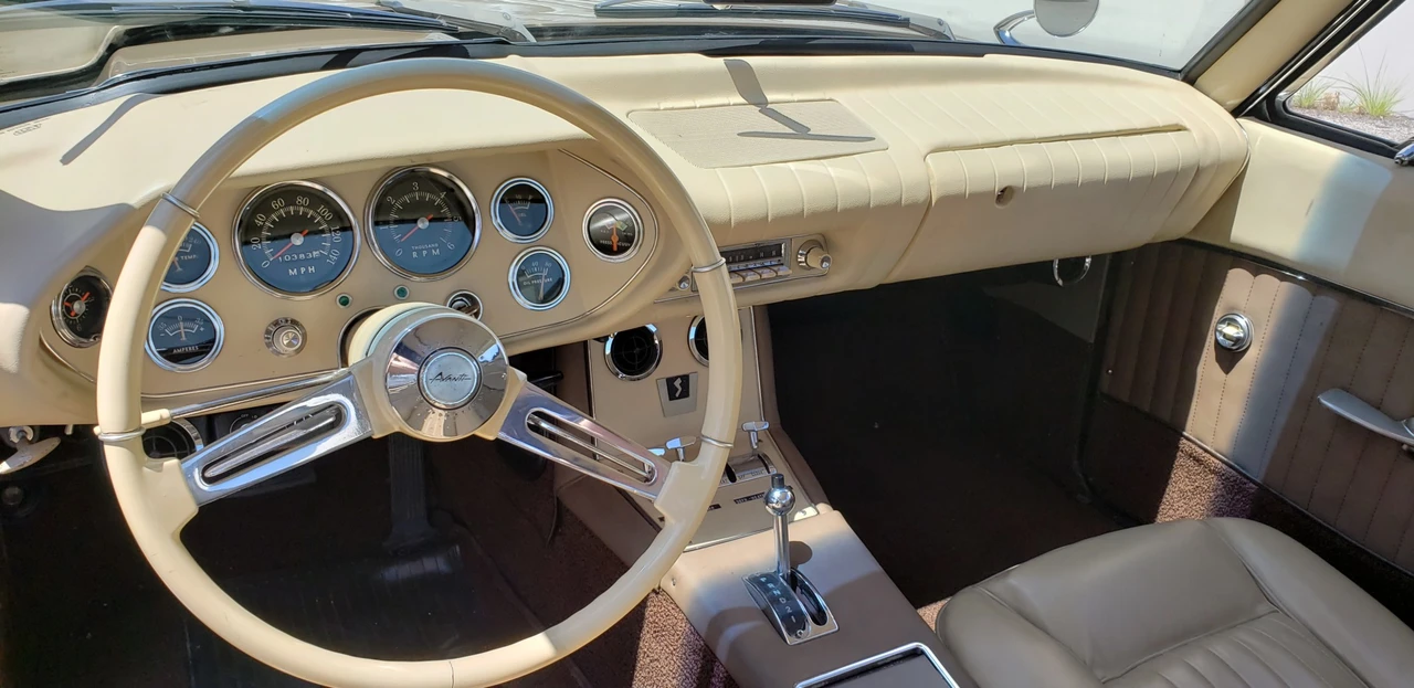 1963 Studebaker Avanti - Image 28 of 31