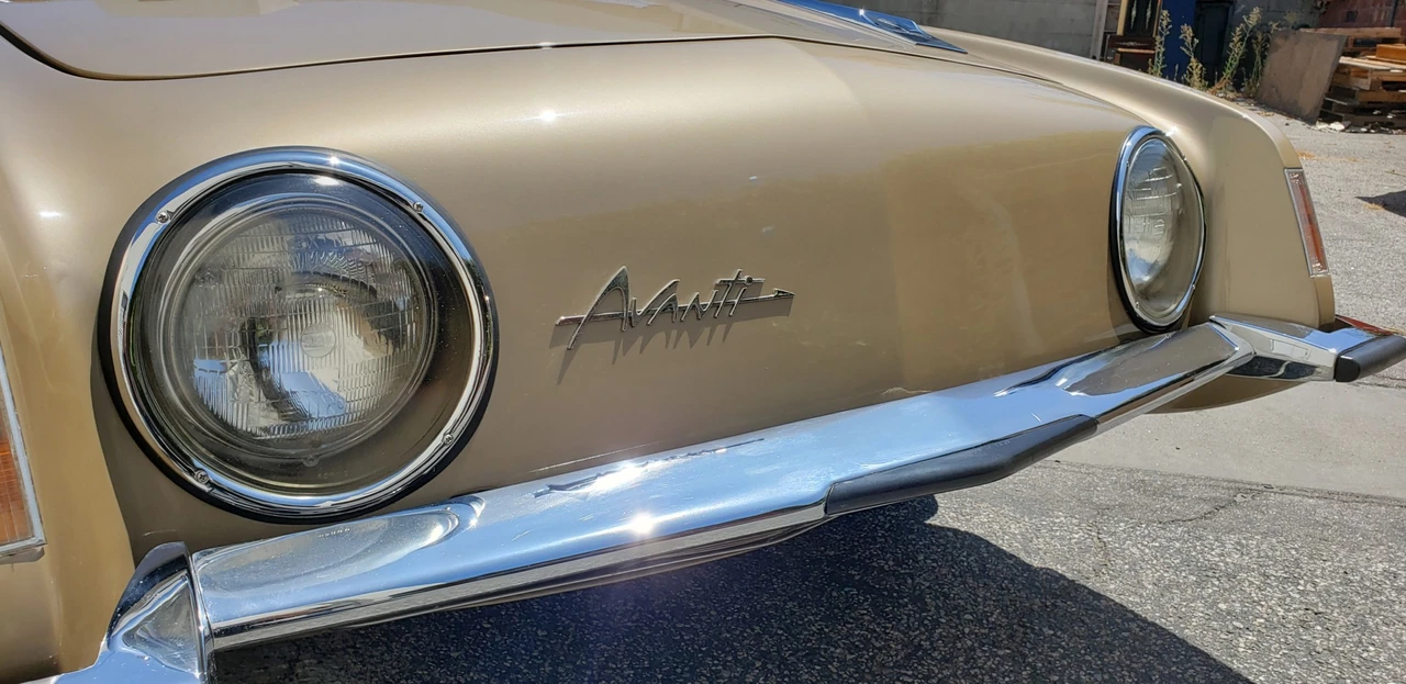 1963 Studebaker Avanti - Image 15 of 31
